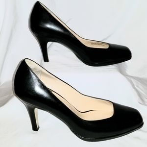 COLE HAAN Nike Air Heels Collection